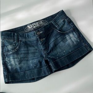 Express Jeans distressed denim cuffed short 8